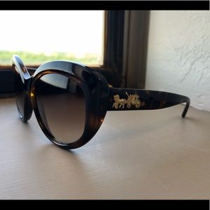 COACH Sunglasses!!! 🕶
